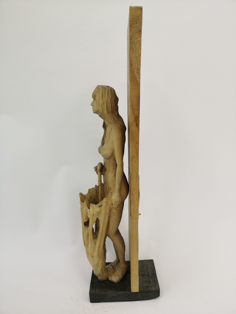Скульптура Женщина с зонтиком от Art Магазина Абрис Клуб